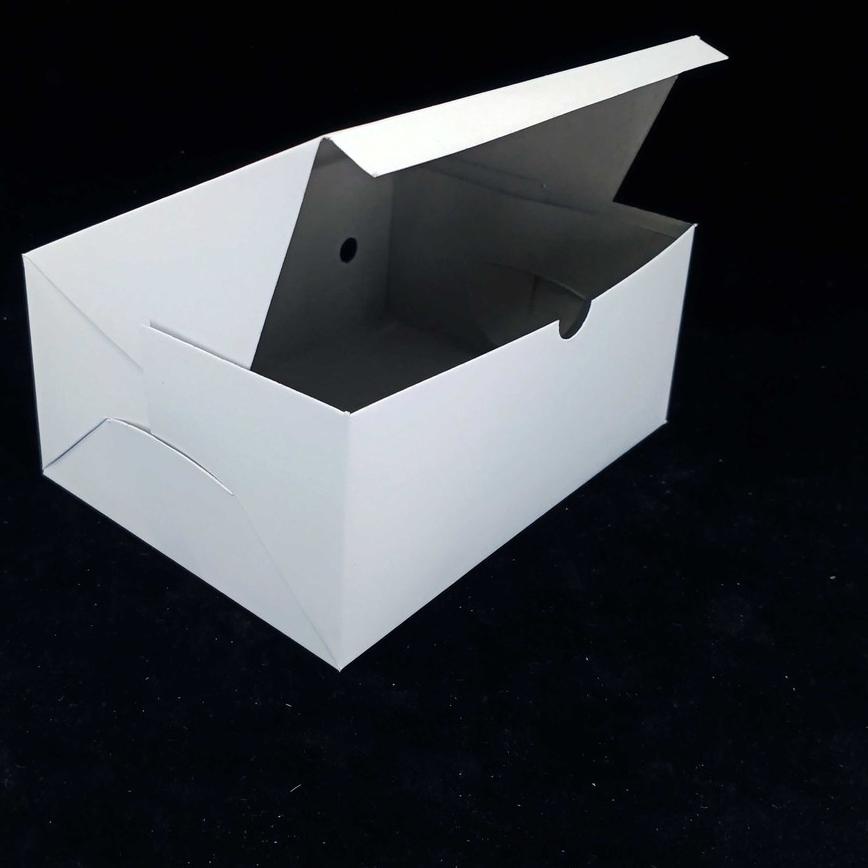 

♦ KOTAK KUE - SNACK BOX - DUS KEMASAN MAKANAN - UK 12X16 - POLOS - ISI 100 PCS JAKARTA ▼