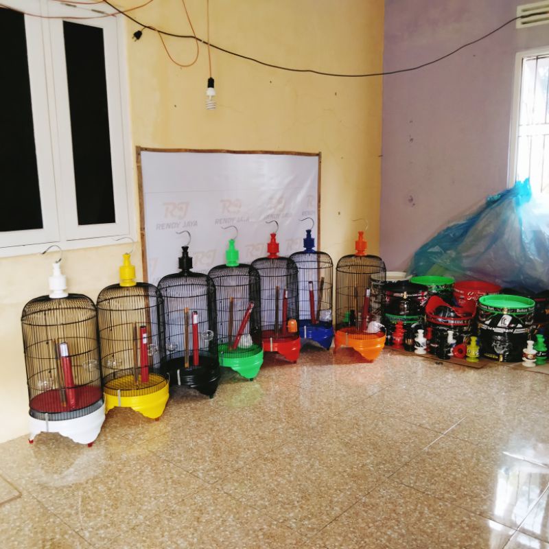 KANDANG LB 33CM TEBOK PVC POLOS