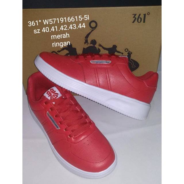 Sepatu 361