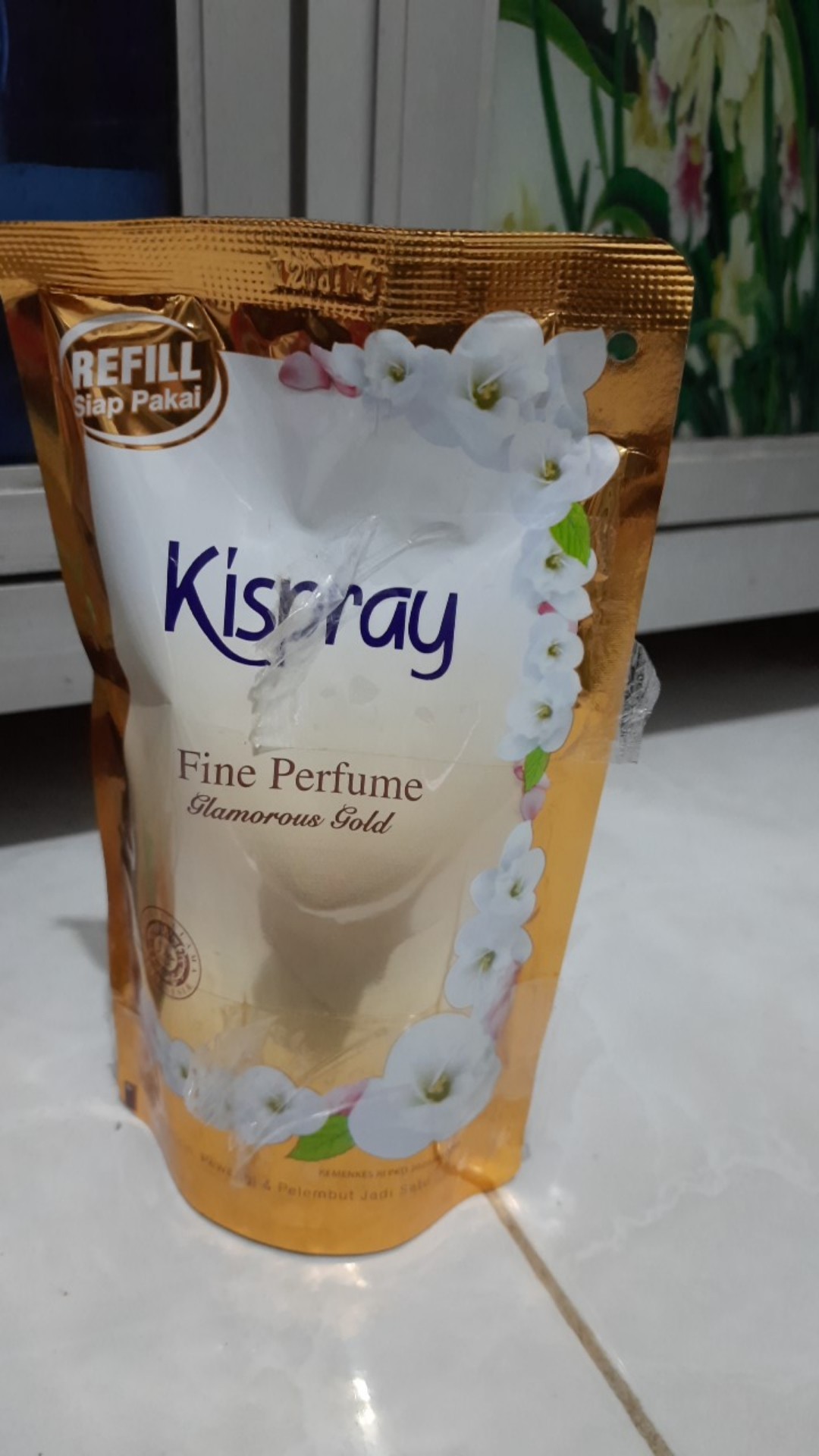 Promo Murah Kispray Pewangi Pelembut Pakaian All Variant 300 Ml