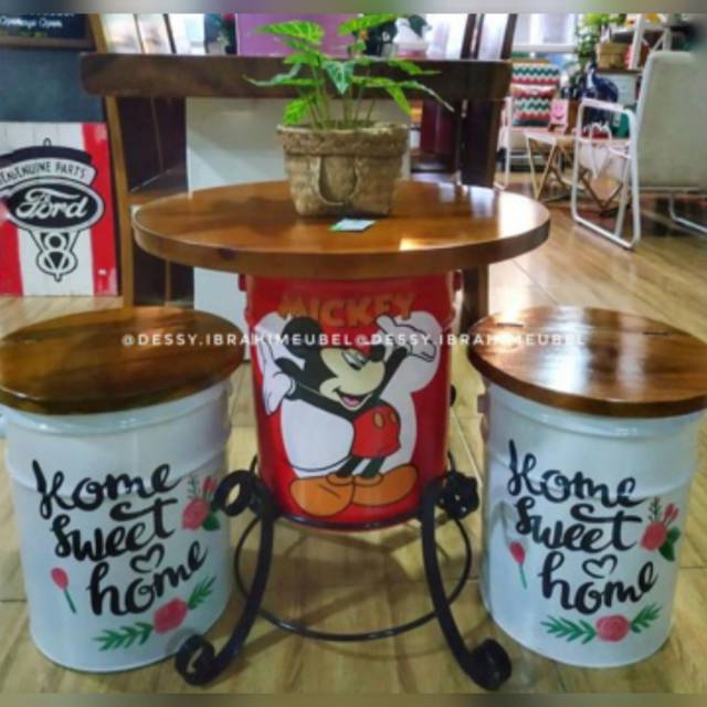 Kursi tong meja kaki besi