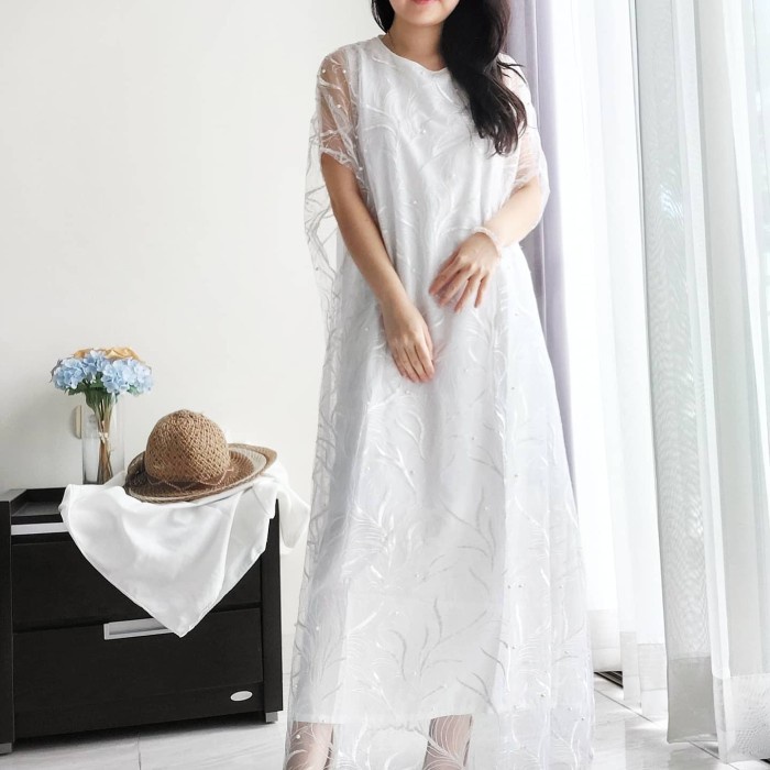 TERBARU        Lumiere Pearl Dress Kaftan Brukat Mewah dengan Tile Maxidress Murah