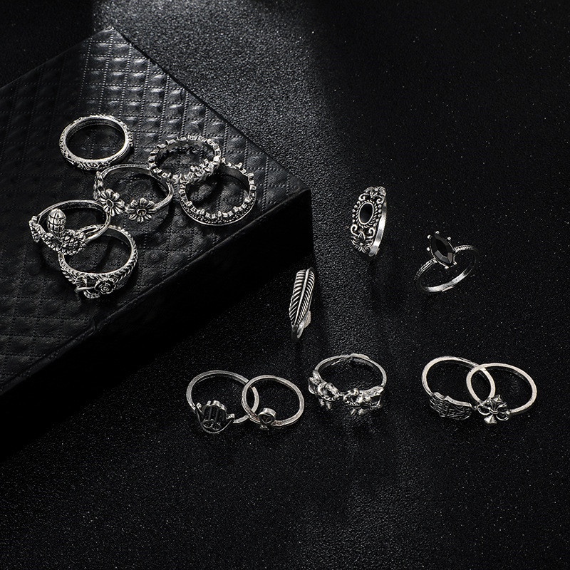 14pcs / Set Cincin Silver Antik Desain Bulan Bintang Gajah Ular Palm Hitam Untuk Wanita