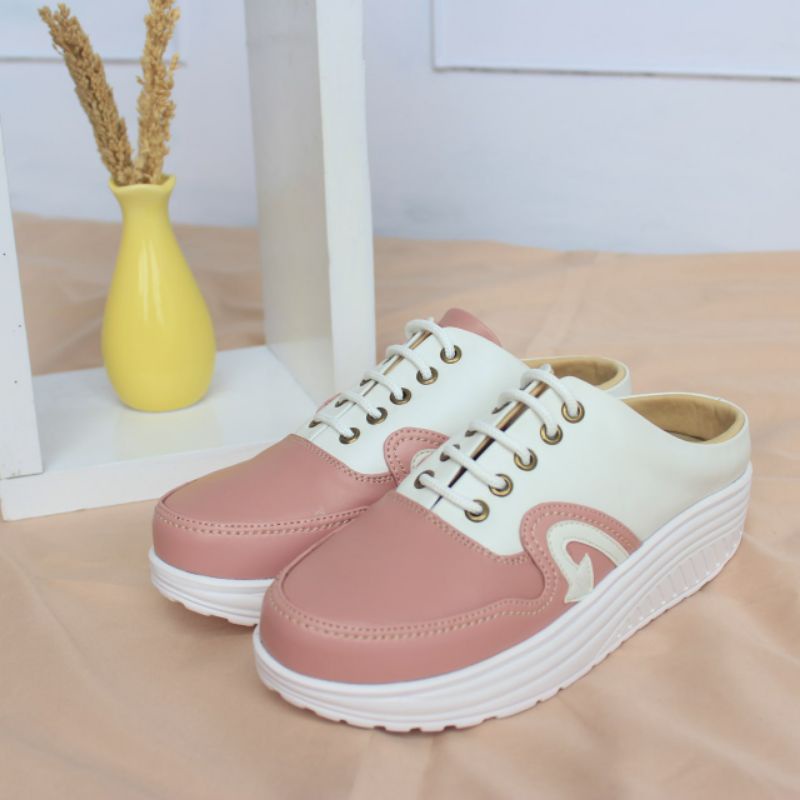 Sepatu Sneaker Wanita Terbaru One Love Asli Original Model Tali Gaya Keren Kekinian