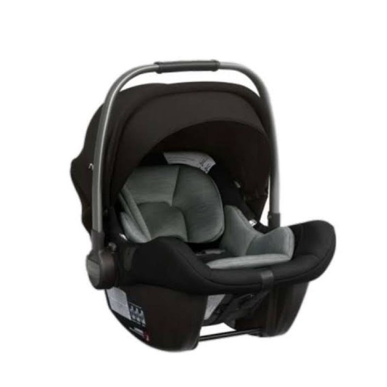Car Seat Nuna Pipa Lite Ebony (preloved with good condition) NEGOTIABLE