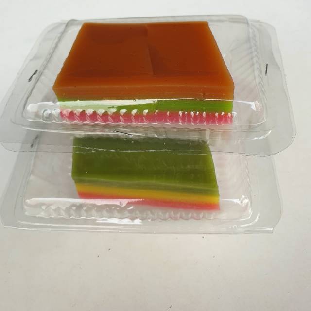 

Kue lapis beras / talam beras