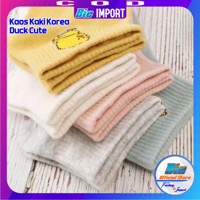 Kaos Kaki Korea Wanita Motif Duck Cute Impor Best Seller