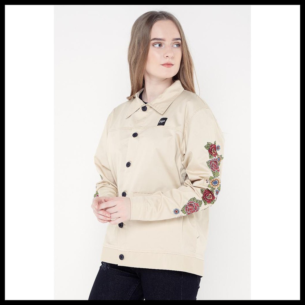 Awet Erigo Parka Iresaka Cream Unisex
