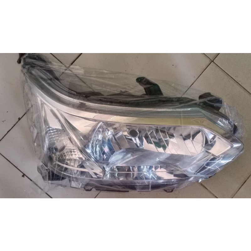 headlamp lampu depan avanza xenia  2016 2017 2018