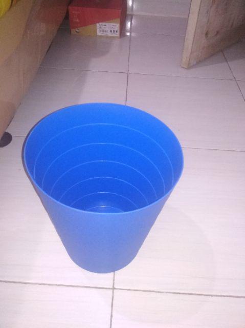 Zahira.shops - Tempat Sampah, Biru  - Fniss