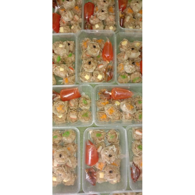 

terlaris/dimsum ayam isi 10