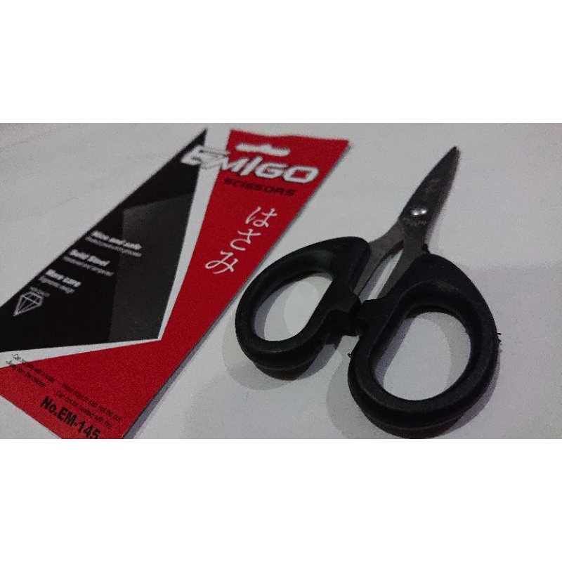 

Gunting stanless emigo ukuran kecil