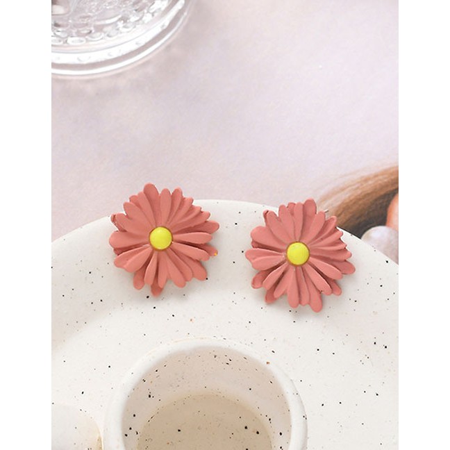 LRC Anting Tusuk Pink Small Daisy Flower Multi-layer Color K1262X