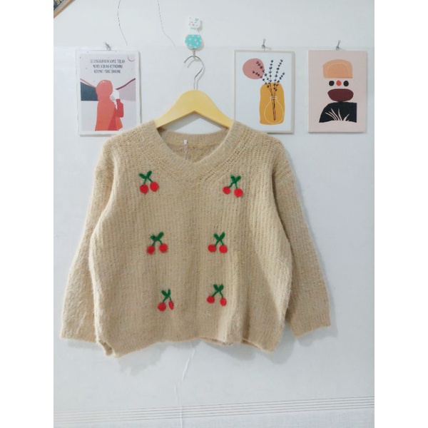 Sweater Cerry Reworked