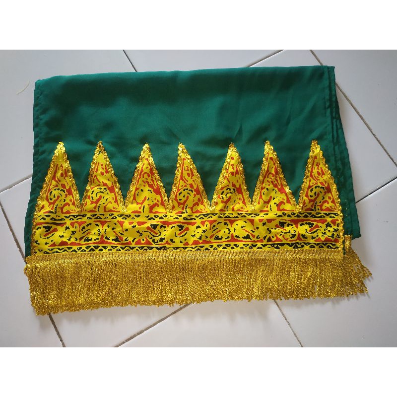 Sampur tari gunungan batik cap