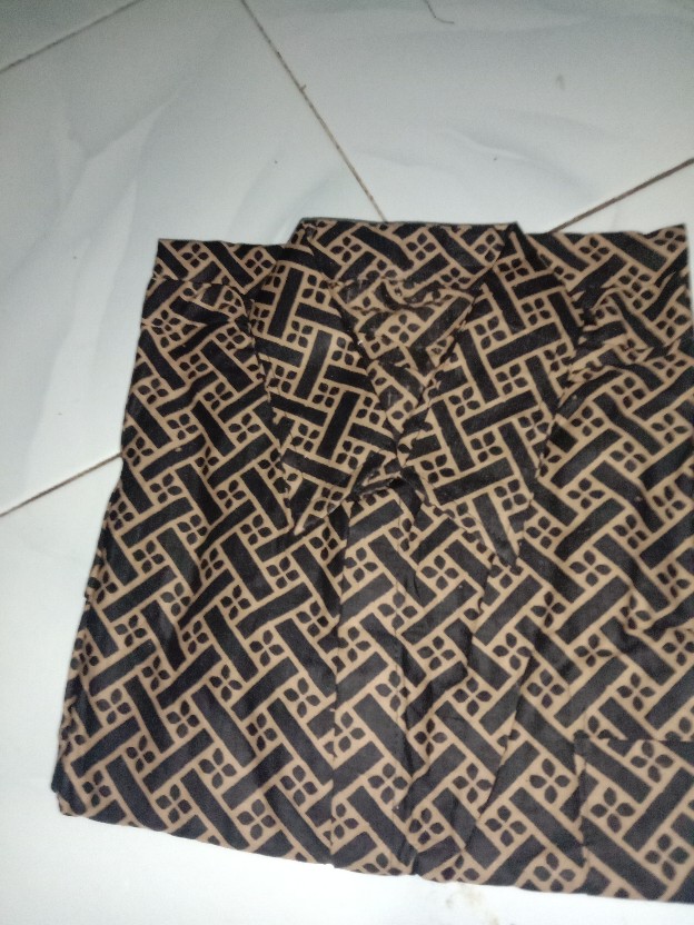 Hem Batik Lawasan Kemeja Batik Pria Kemeja Batik Lengan Pendek