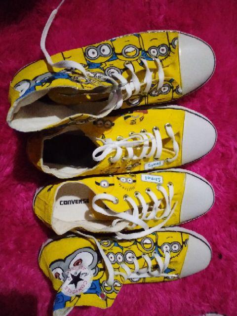 Sepatu Lukis Minion Simple 02