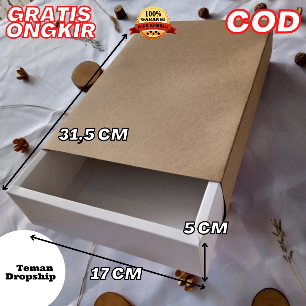 

KARDUS HAMPERS KOTAK KADO GIFT BOX KADO KOTAK HAMPERS SIZE 31,5X17 X 5 CM - MIX