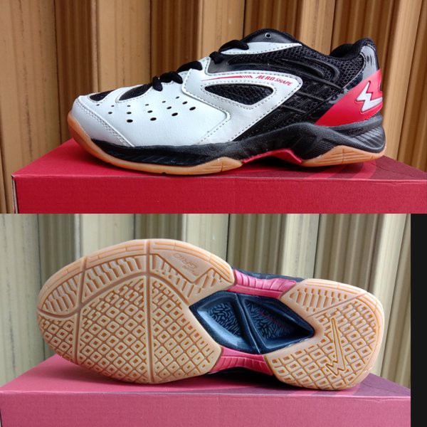 Sepatu EAGLE ORI sepatu EAGLE VOLLY sepatu EAGLE BADMINTON sepatu EAGLE RUNNING sepatu JOGGING