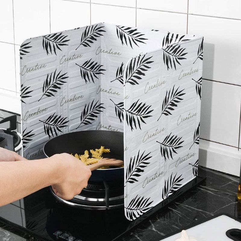 Aluminum Foldable Kitchen Gas Stove Baffle Plate Kitchen Frying Pan Oil Splash Protection Screen Kitchen Accessories OW