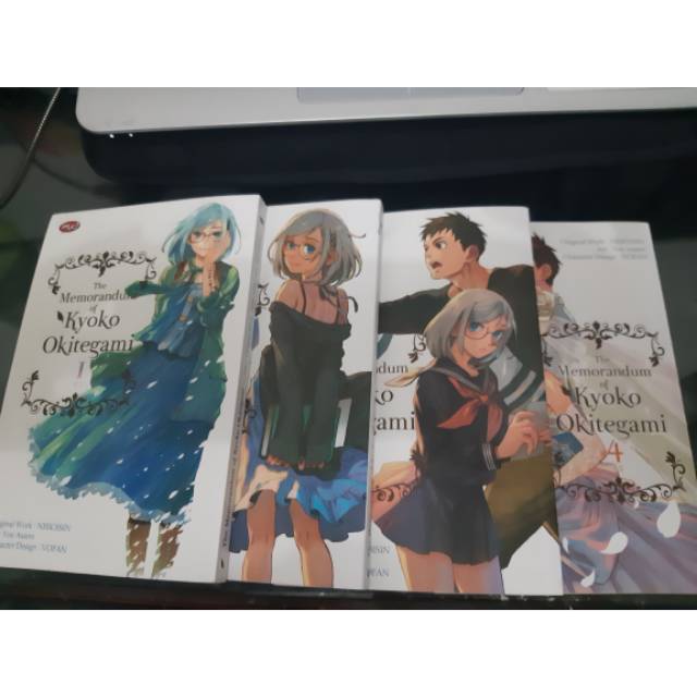 Komik The Memorandum of Kyoko Okitegami vol 1-4
