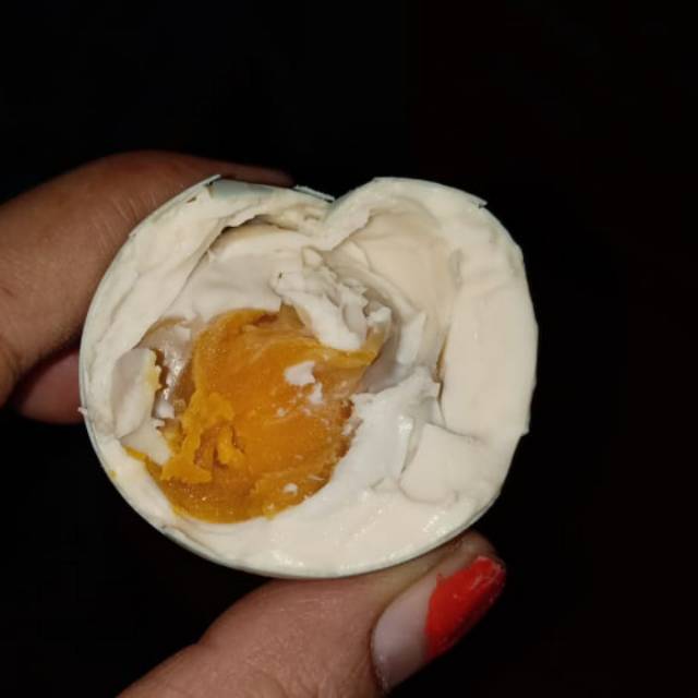 

Telor asin rebus khas tegal