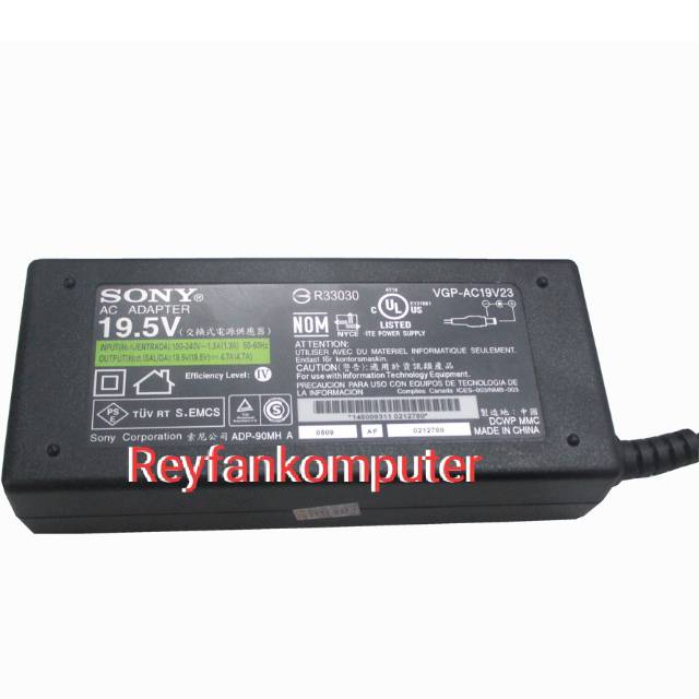 Casan Charger Laptop Sony Vaio 19.5V - 3.9A