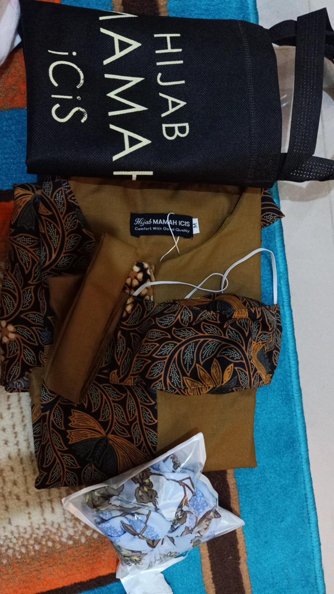 Free Cepol ( Kunciran Motif )masker &  Goodie Bag Hmi - Valen Tunik Batik By Hijab Mamah Icis