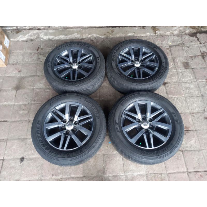 PELEK MOBIL BEKAS COPOTAN FORTUNER VRZ RING 18 PLUS BAN BONUS MERK BRIDGESTONE BISA BUAT HYLUX PAJER