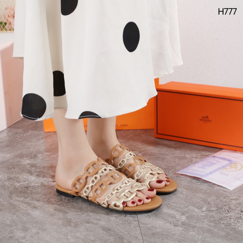 H Flat Sandals #H777