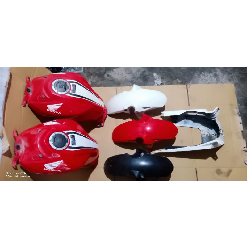 slebor depan spakbor depan cbr150r cb150r original