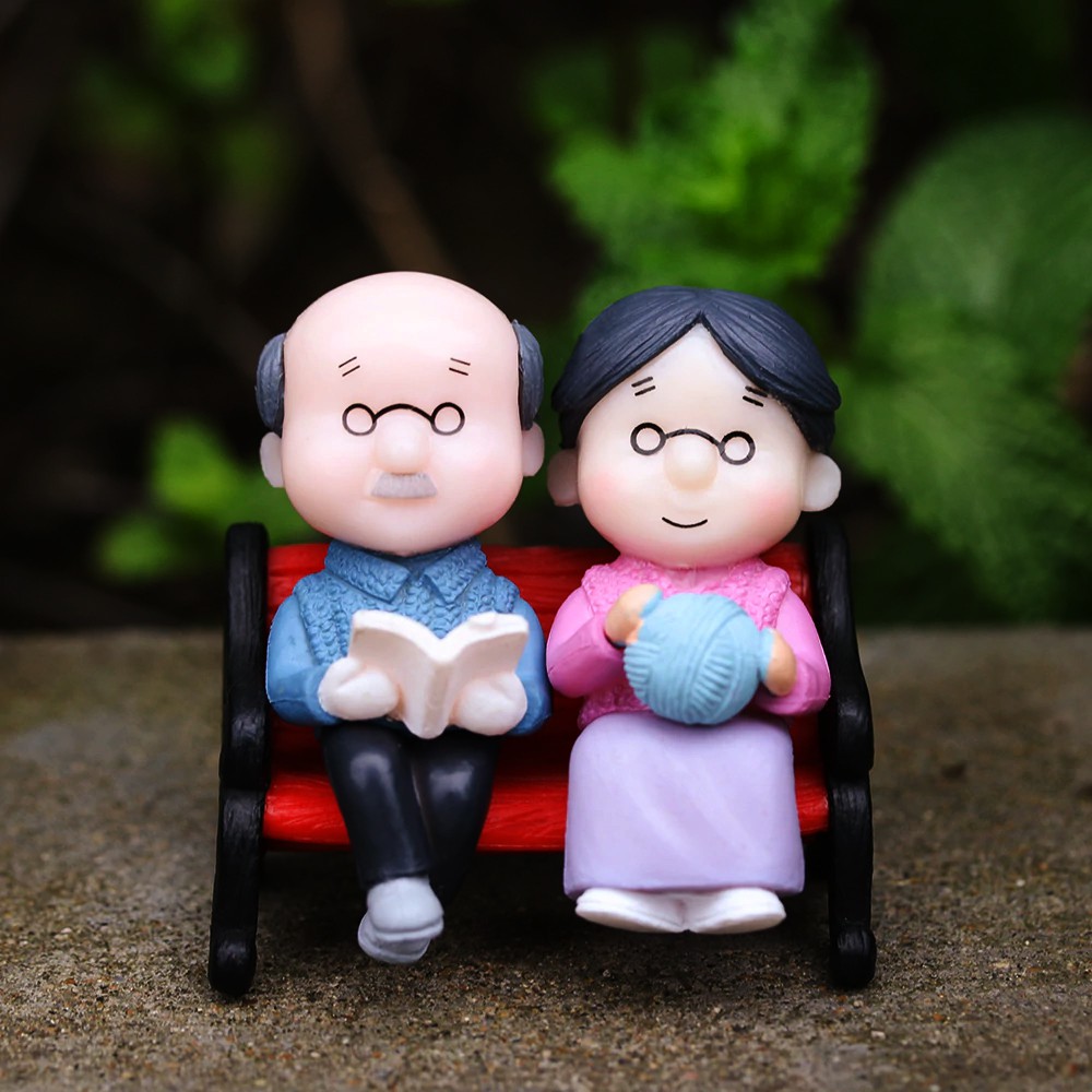 Pasangan Kakek Nenek Miniatur Ornamen Terarrium Dioarama - MNOH27