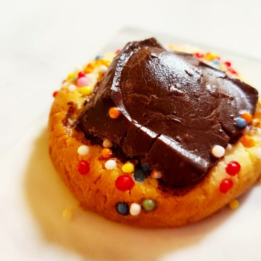 

Softbaked Hersheys Chocolate Cheese Cookies - pouch (isi 1)