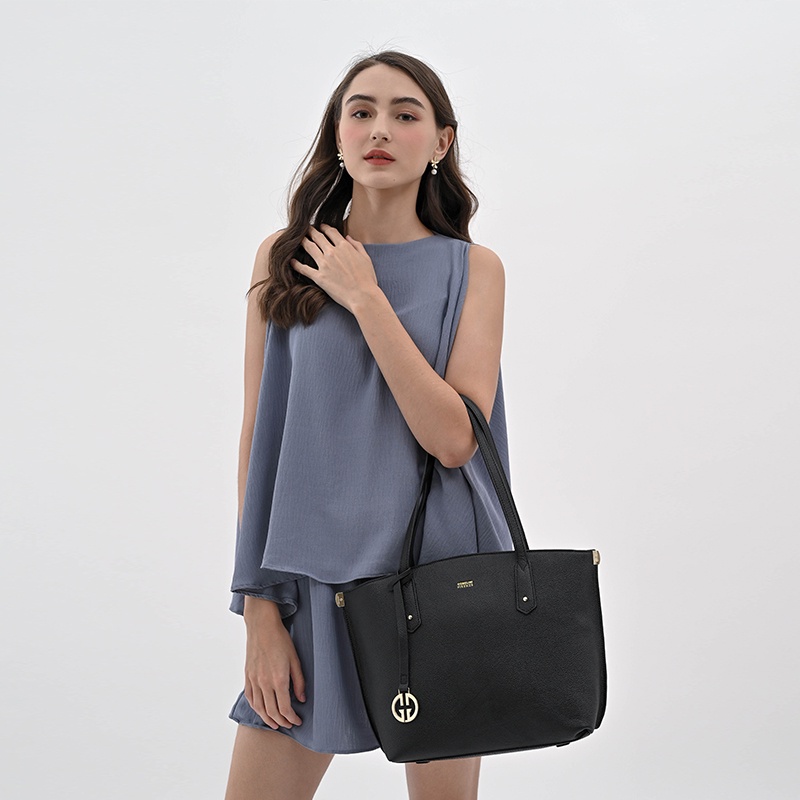 Gobelini Lisianthus Tote Black