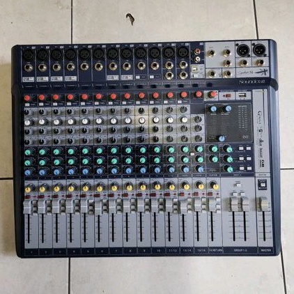 Mixer soundcraft signature 16 mixer 16 channel
