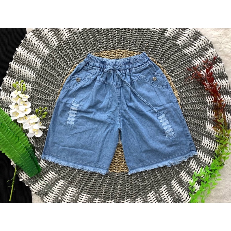 CELANA PENDEK WANITA HOTPANTS JUMBO BIG SIZE SOFT JEANS WANITA SELUTUT PINGGANG KARET TALI JEANS SOBEK SOBEK BAWAH LIPAT RAWIS BAHAN LEMES ADEM SANTAI RUMAHAN HOTPANT KOREAN STYLE POLOS MURAH