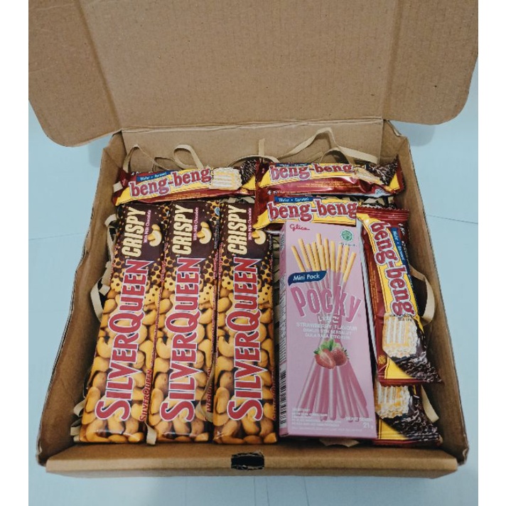 

Hampers Wisuda/Ulang tahun/ Anniversary/kado silver queen/beng-beng/pocky