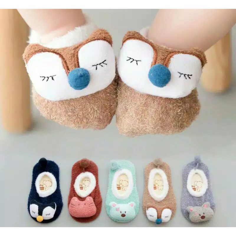 *FRAULEINCO* Sepatu Prewalker Kaos Kaki Korea Anak Bayi Kaus Kaki Bulu Lembut Motif Animal Baby Socks