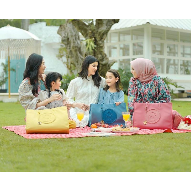 AALIYA NYLON TOTE BAG - BUTTONSCARVES