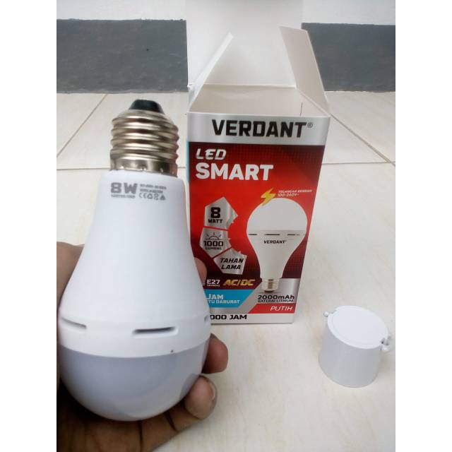 Lampu bohlam Led smart verdant emergency 8 watt bergaransi