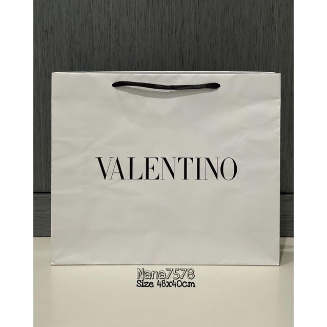 

(TERLARIS) BUKU & ALAT TULIS BUNGKUS KADO VALENTINO PAPERBAG L