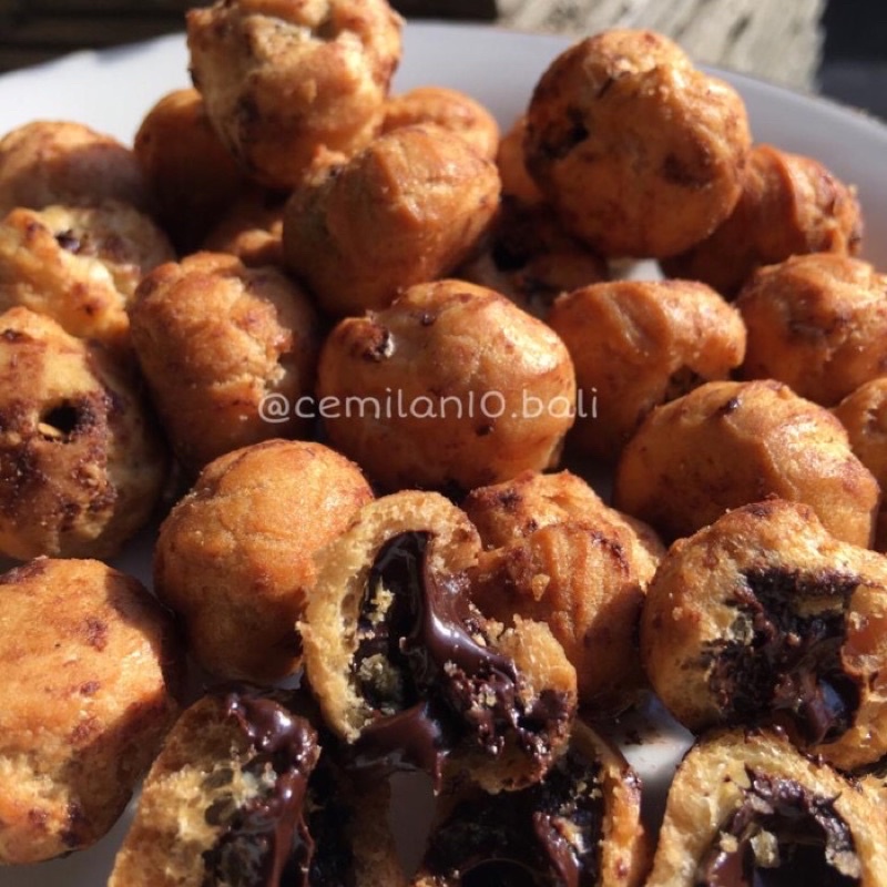 Soes Coklat Kering 95 gram Kue Sus Mini Cokelat Lumer Meleleh Premium Isi Cemilan Camilan Kekinia En