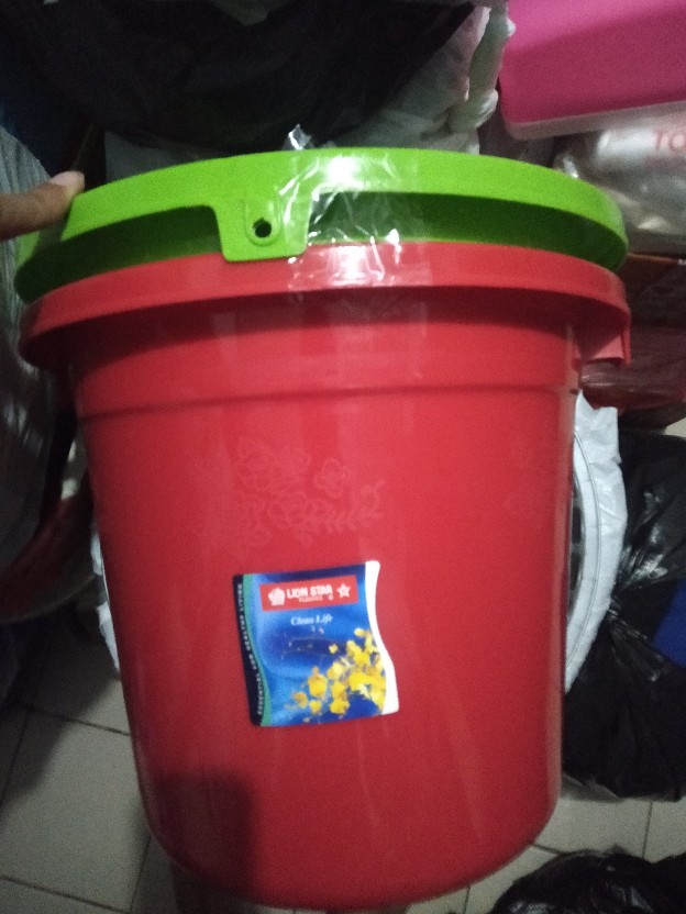 Ember Plastik Lion Star 3galon / 12 Liter Tebal Dan Kuat