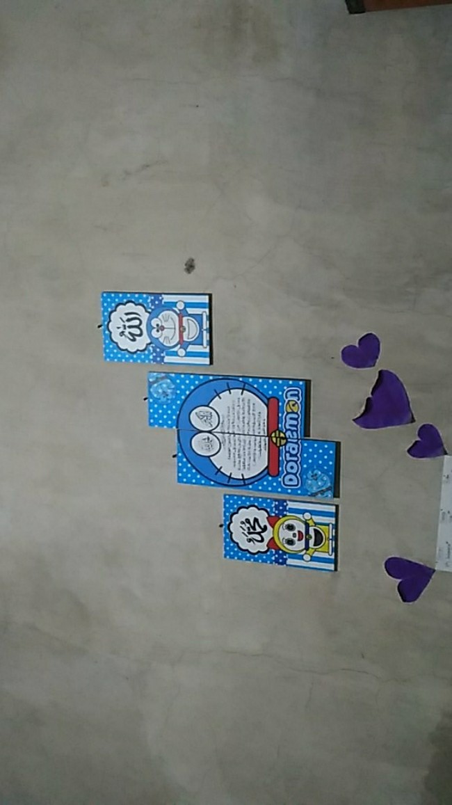 Walldecor Kaligrafi Terpisah Doraaemon