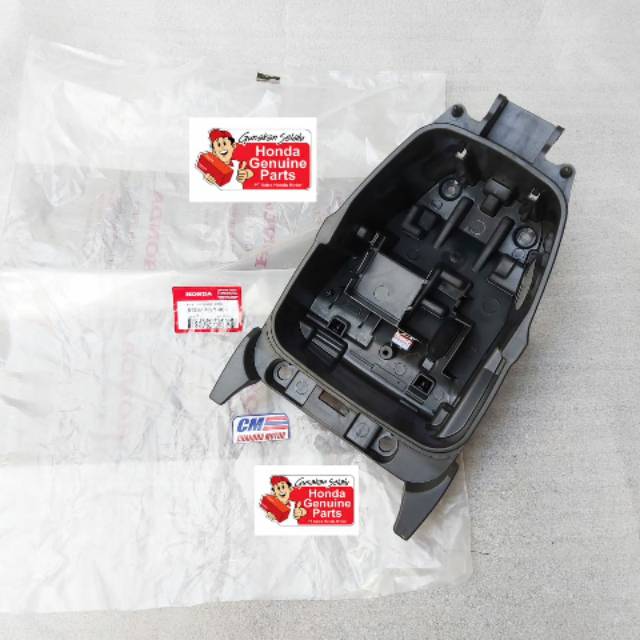 Box bagasi beat cw lama tipe karbu asli HONDA AHM 8125A-KVY-960