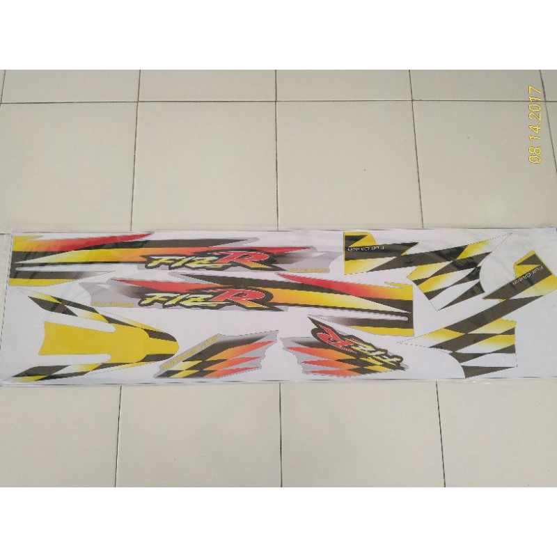 STRIPING - STICKER Yamaha Fiz R - F1ZR - FIZR Millenium KUNING