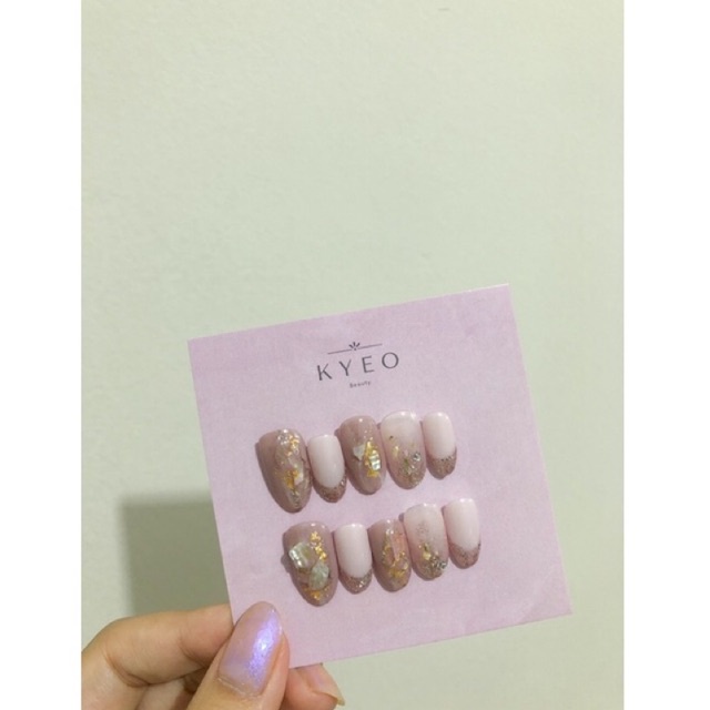 PRESS ON NAILS / CUSTOM KUKU PALSU / WEDDING NAILS / DREAMY LILAC NAILS