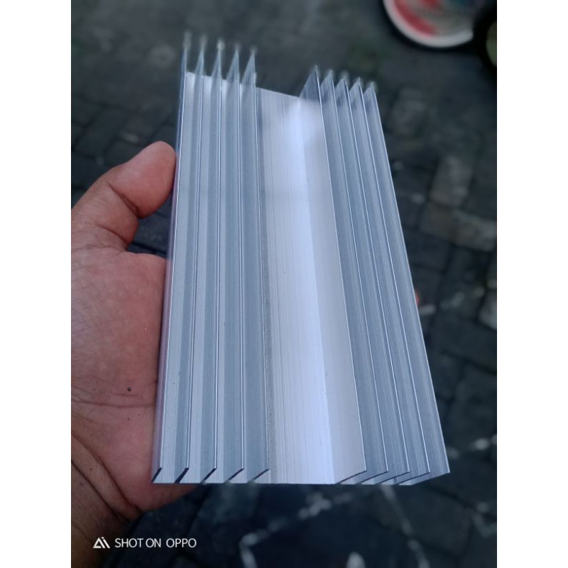 heatsing pendingin polos 5 sirip 20cm untuk transistor