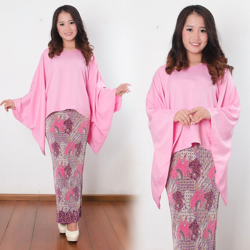 Set Ikmal Setelan Kebaya Batwing dan Rok Plisket Batik Wanita