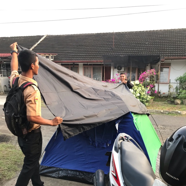 Flysheet Tenda camping atap pelapis tenda darurat anti air bivak seperti daun talas